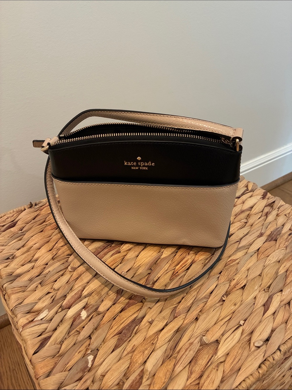 kate spade Black and Cream Two-Tone Leather Crossbody